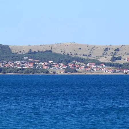 Apartment By The Sea - 22630
